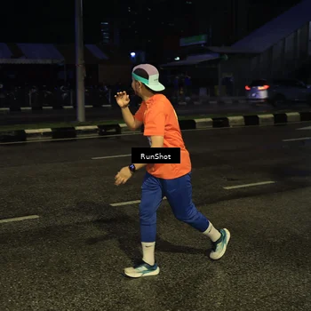 Runner Photo 7889431