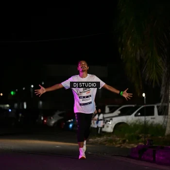 Runner Photo 7889433