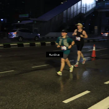 Runner Photo 7889434