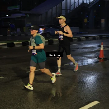Runner Photo 7889442