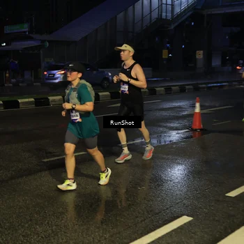Runner Photo 7889443