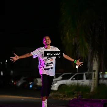 Runner Photo 7889453