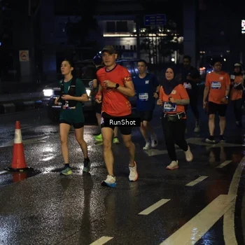 Runner Photo 7889466