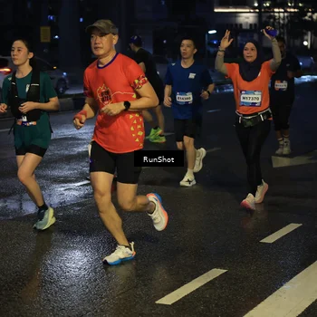 Runner Photo 7889476