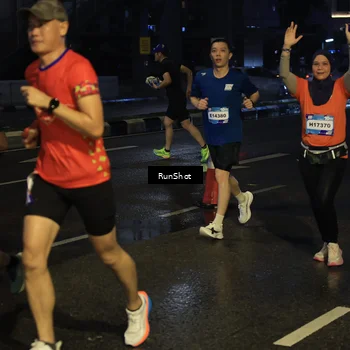 Runner Photo 7889481