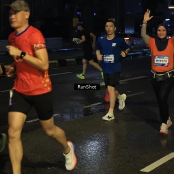 Runner Photo 7889483