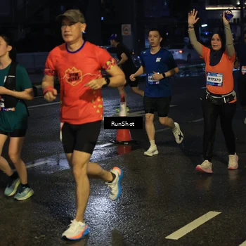 Runner Photo 7889484