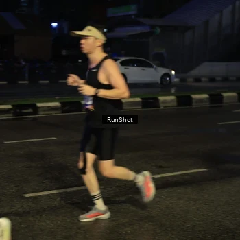 Runner Photo 7889491