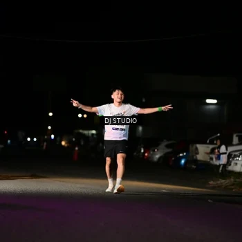 Runner Photo 7889493