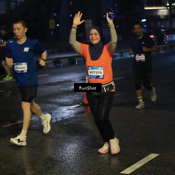 Runner Photo 7889499