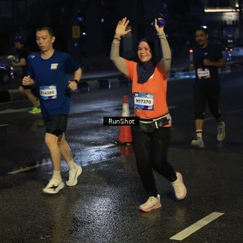 Runner Photo 7889518
