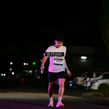 Runner Photo 7889536