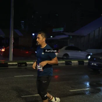 Runner Photo 7889551