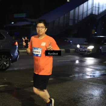 Runner Photo 7889552