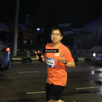 Runner Photo 7889560