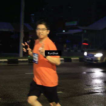 Runner Photo 7889567