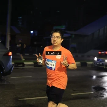Runner Photo 7889574