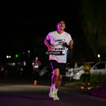 Runner Photo 7889579