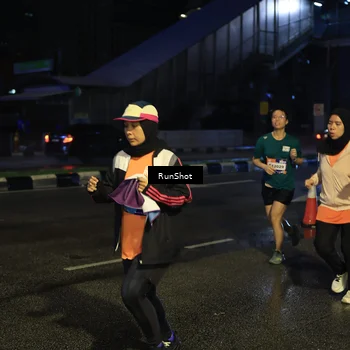 Runner Photo 7889582