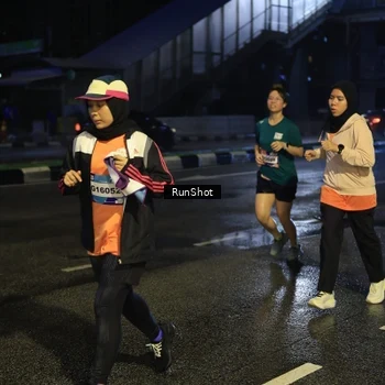 Runner Photo 7889586
