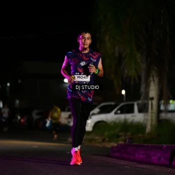 Runner Photo 7889595