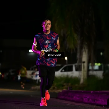 Runner Photo 7889600