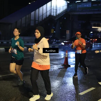 Runner Photo 7889605