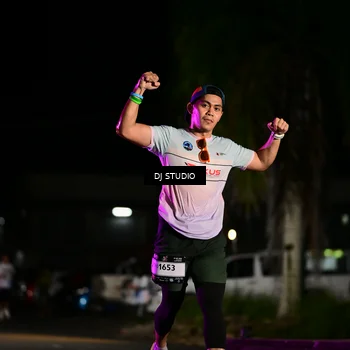 Runner Photo 7889640