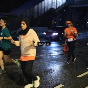 Runner Photo 7889648