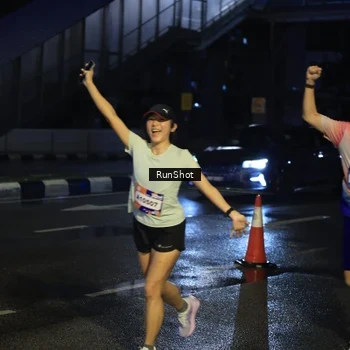 Runner Photo 7889664