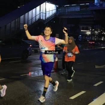 Runner Photo 7889684