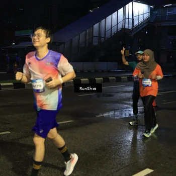 Runner Photo 7889692