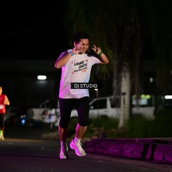 Runner Photo 7889695