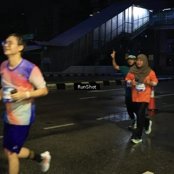 Runner Photo 7889699