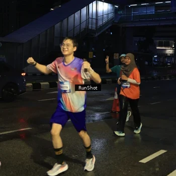 Runner Photo 7889737