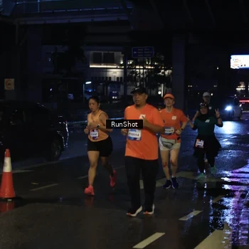 Runner Photo 7889750