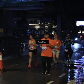 Runner Photo 7889751