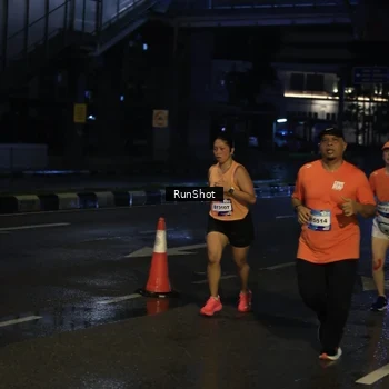 Runner Photo 7889754