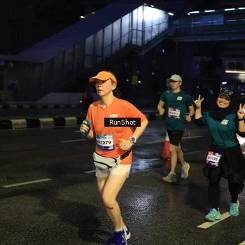 Runner Photo 7889841