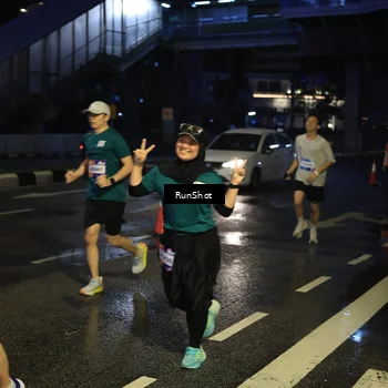 Runner Photo 7889851