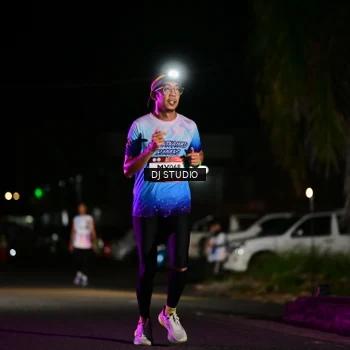 Runner Photo 7889859