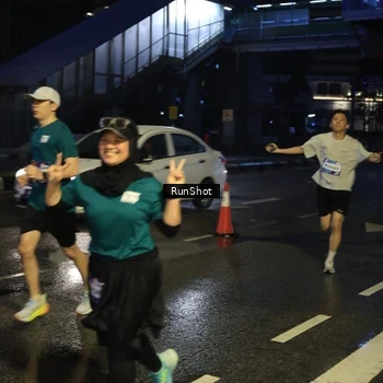Runner Photo 7889871