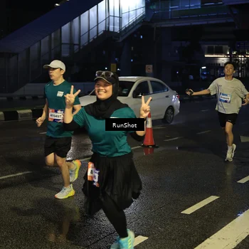 Runner Photo 7889872