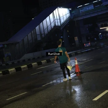 Runner Photo 7889942