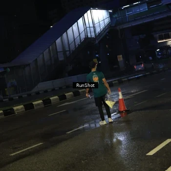 Runner Photo 7889945