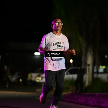 Runner Photo 7889965