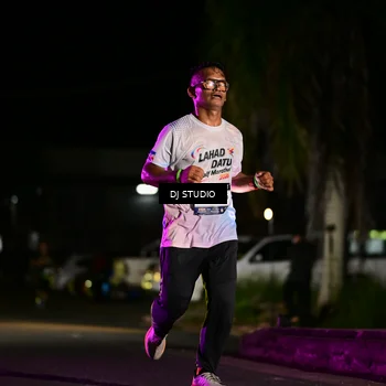Runner Photo 7889966
