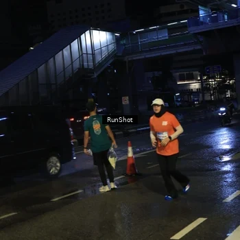 Runner Photo 7889975