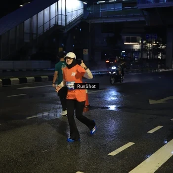 Runner Photo 7889986