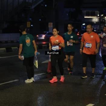 Runner Photo 7890017